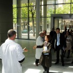 19 avril 2012 visite de Mireille FAUGERE du nouveau bâtiment de l'hôpital Tenon