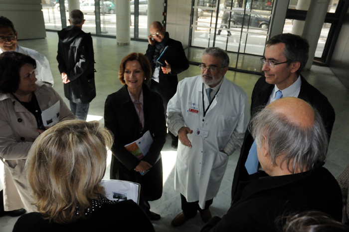 19 avril 2012  visite de Mireille FAUGERE du nouveau bâtiment de l’hôpital Tenon
