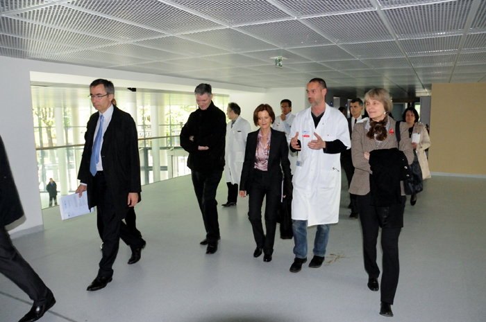 Mireille FAUGERE visite le nouveau bâtiment de l’hôpital Tenon