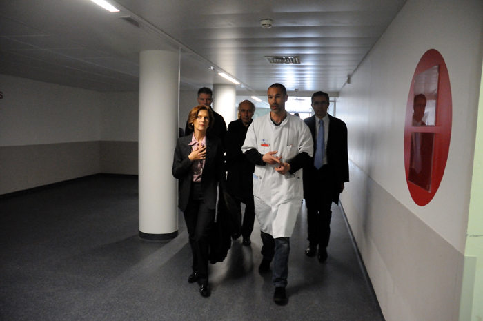 Mireille FAUGERE visite le nouveau bâtiment de l’hôpital Tenon