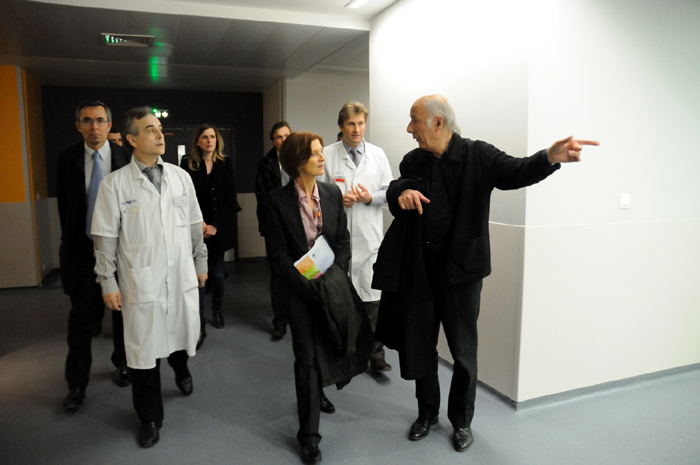 Mireille FAUGERE visite le nouveau bâtiment de l’hôpital Tenon