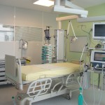 Une des 18 chambres du service de réanimation médicale